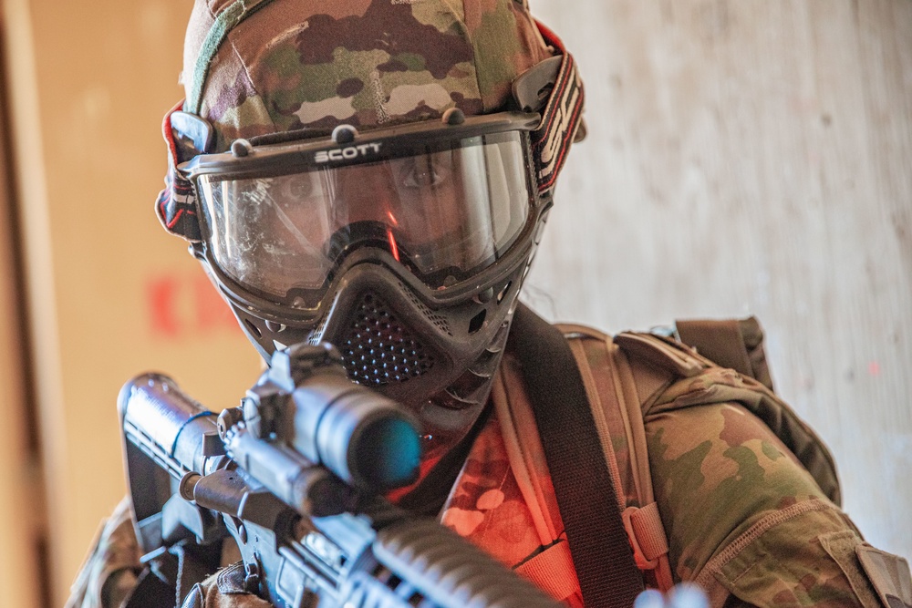 2022 Best Warrior Competitors Conduct a Military Operations on Urbanized Terrain (MOUT) Exercise in Florence, Ariz.