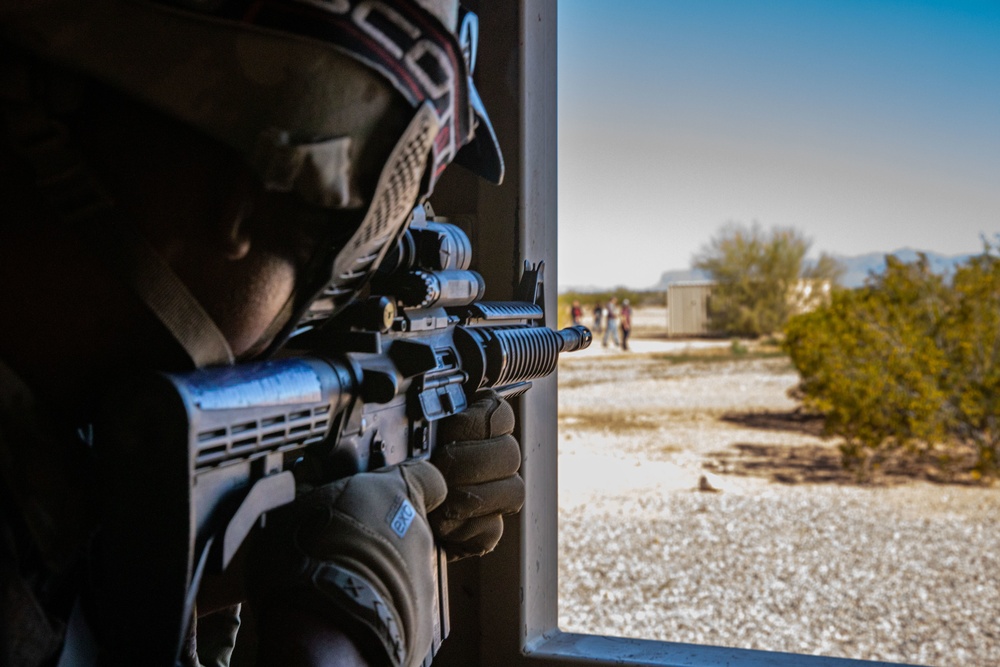 2022 Best Warrior Competitors Conduct a Military Operations on Urbanized Terrain (MOUT) Exercise in Florence, Ariz.