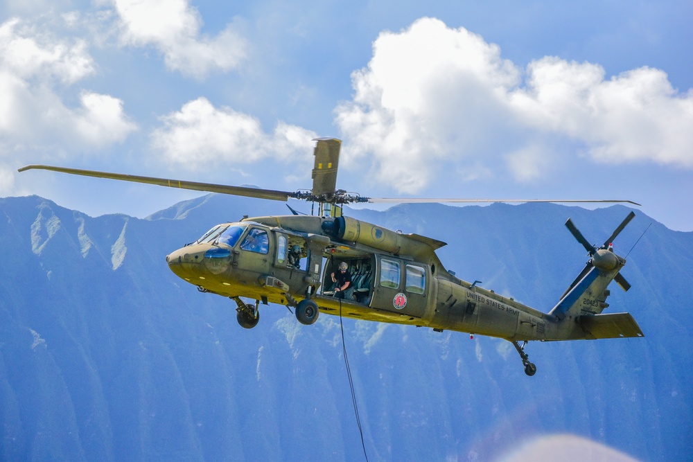 Hawaii Army National Guard Soldiers Conduct Realistic Urban Training Exercise with Marines