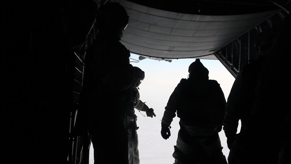 U.S. Navy SEALs HALO beyond the High North