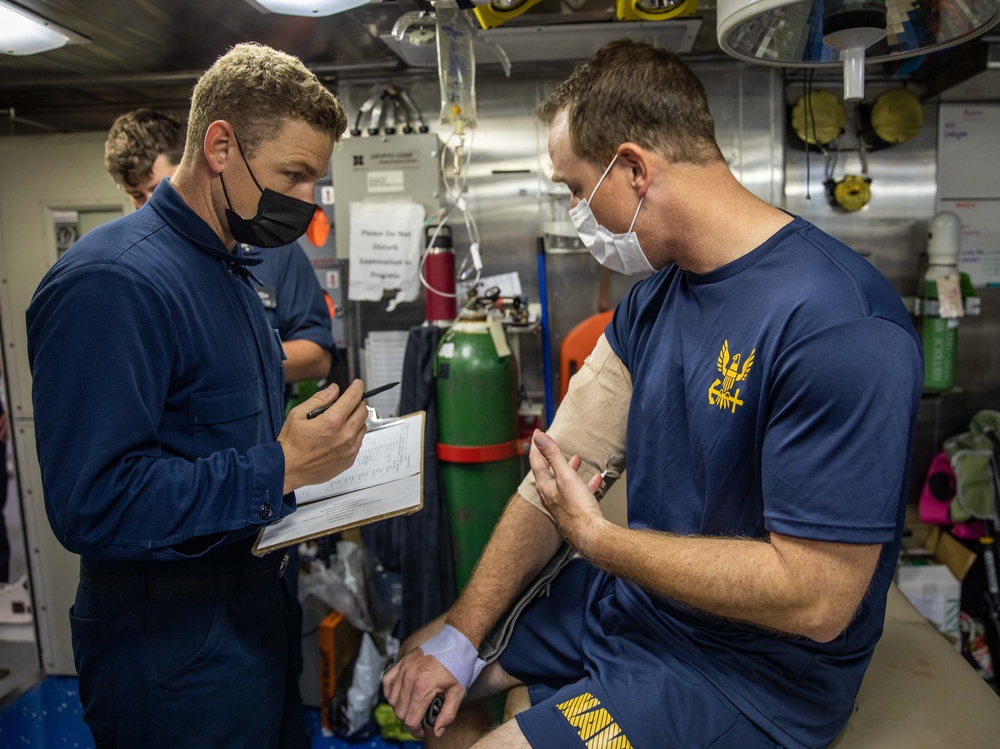 USS Milwaukee Conducts Mass Casualty Drill