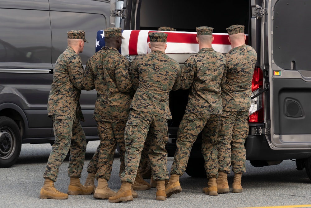 Marine Corps Capt. Matthew Tomkiewicz honored in dignified transfer March 25
