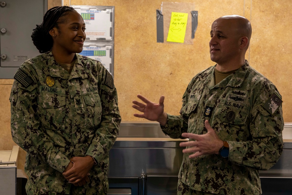 MCPON Visits USS Wasp