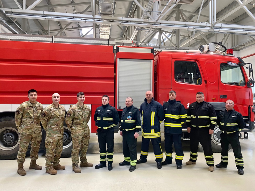 480th EFS firefighters integrate with Romanian counterparts