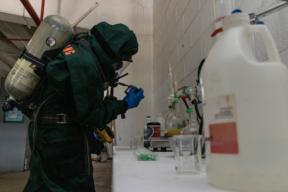 CBRN trains in sensitive site exploitation