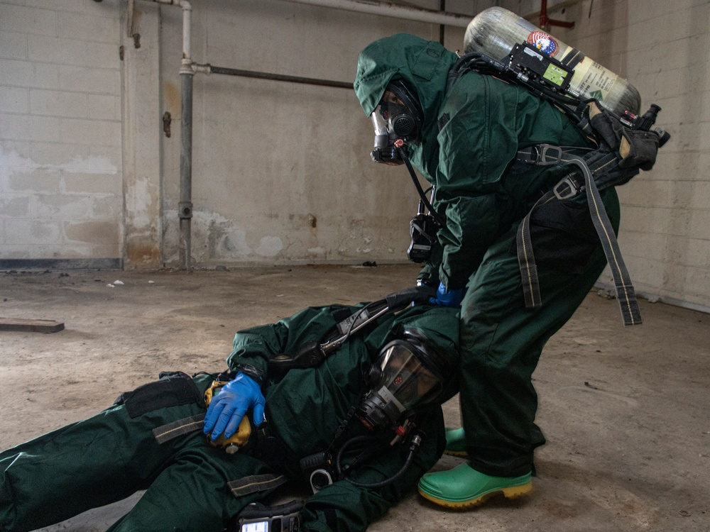 CBRN trains in sensitive site exploitation