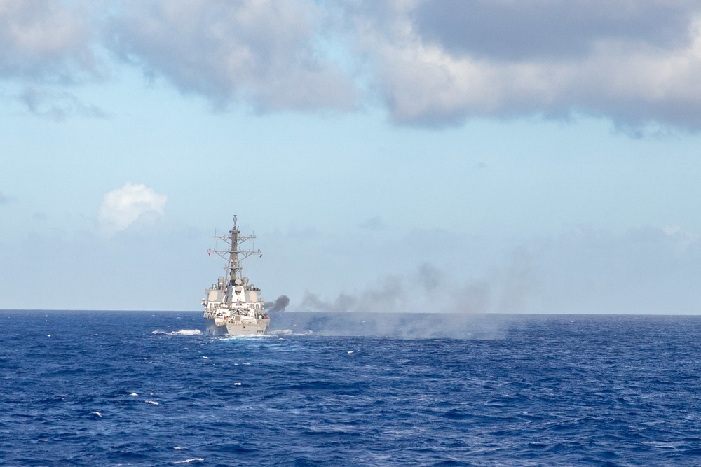 USS Higgins Fires 5-Inch Gun