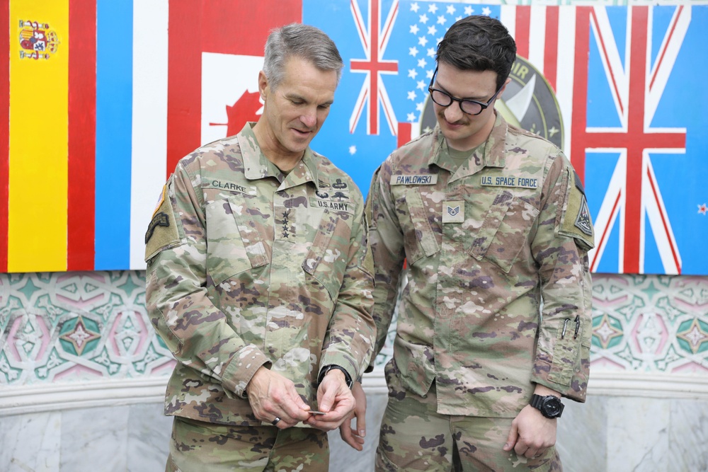 U.S. Special Operations Commander visits Baghdad