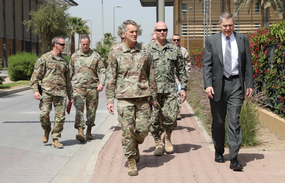 U.S. Special Operations Commander visits Baghdad