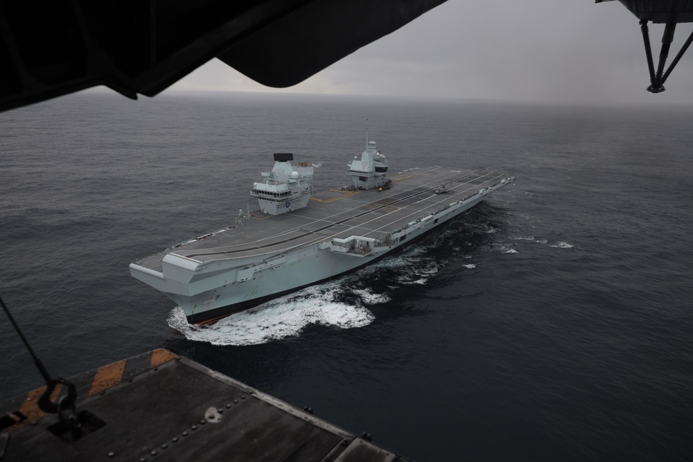 U.S. Marines conduct training on HMS Prince of Wales