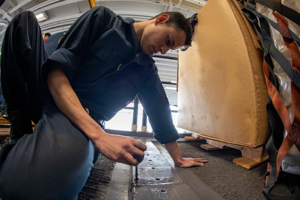 Makin Island Deck Preservation