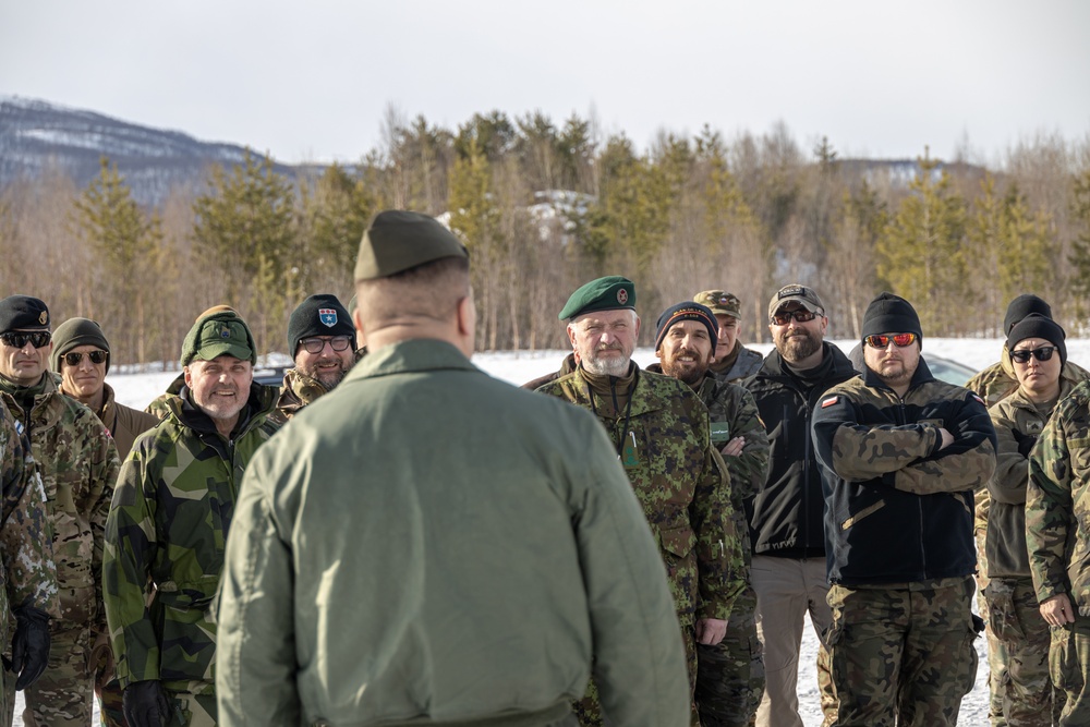 Vienna Document Observation Committee visits Marines in Norway
