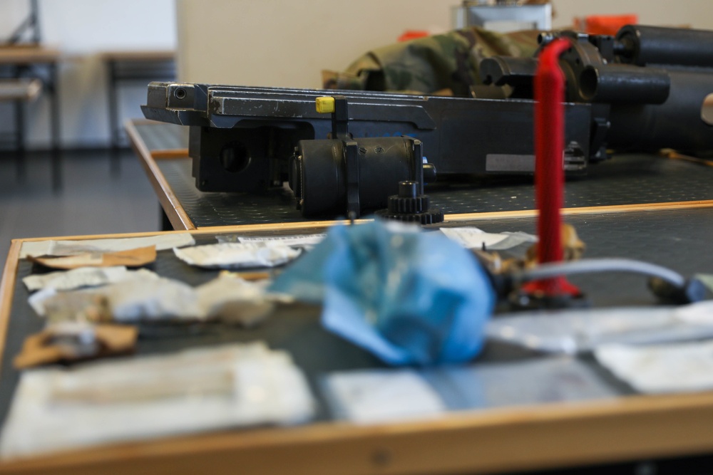 M242 25MM Weapon Maintenance with Master Gunners