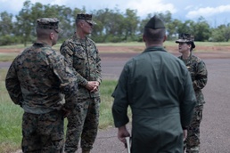 MARFORPAC Commander Lt. General Rudder meets with the MRF-D 22 ACE