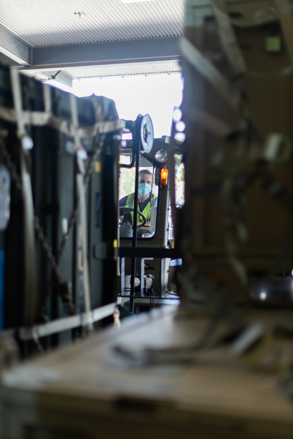 MRF-D 22 Equipment arrives at RAAF Base Darwin