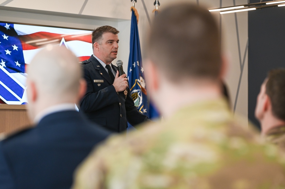 C3I&amp;N senior materiel leader retires after 27 years