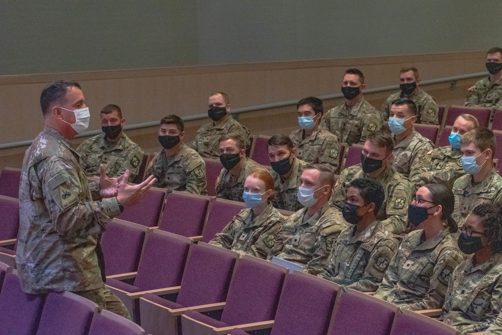 Brigadier General Eric Strong visits UCCS ROTC Cadets