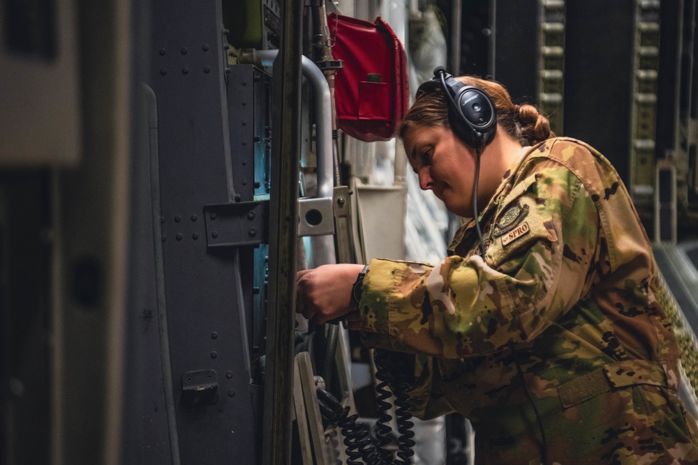 Queens of the skies, Air Force at 75