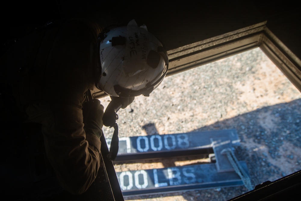 WTI 2-22: CH-53E REFUEL AND EXTERNAL LIFT
