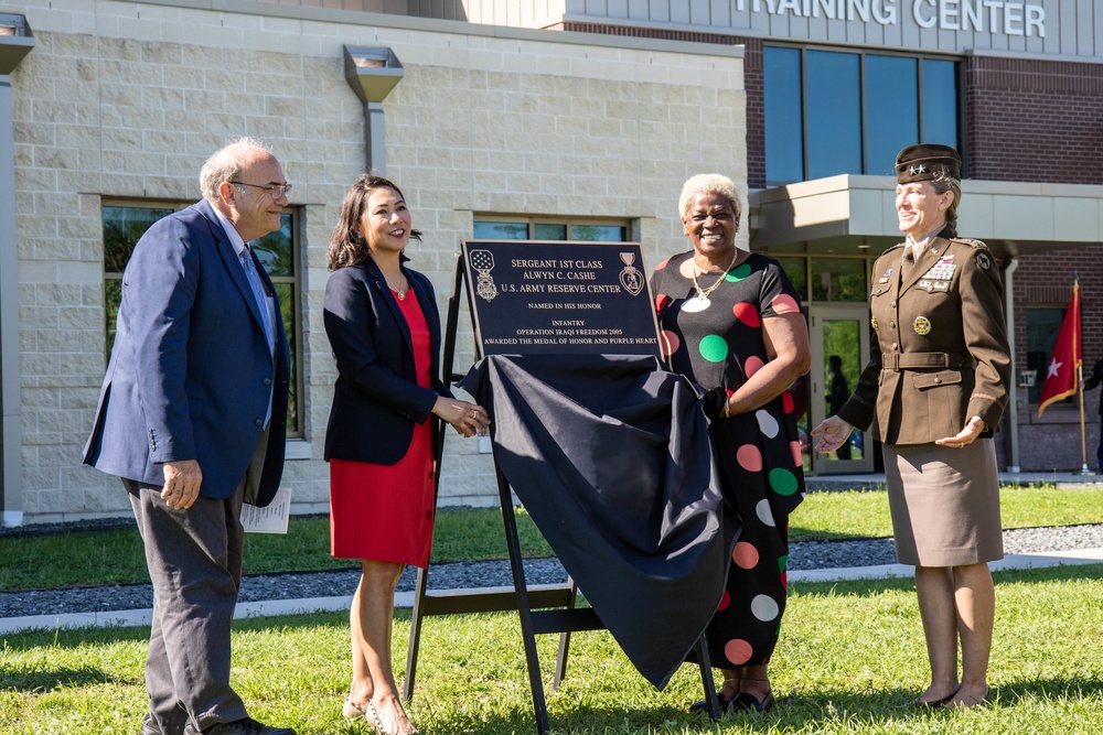 Sgt. 1st Class Alwyn C. Cashe U.S. Army Reserve Center rededicated to change plaque from the Silver Star to the Medal of Honor