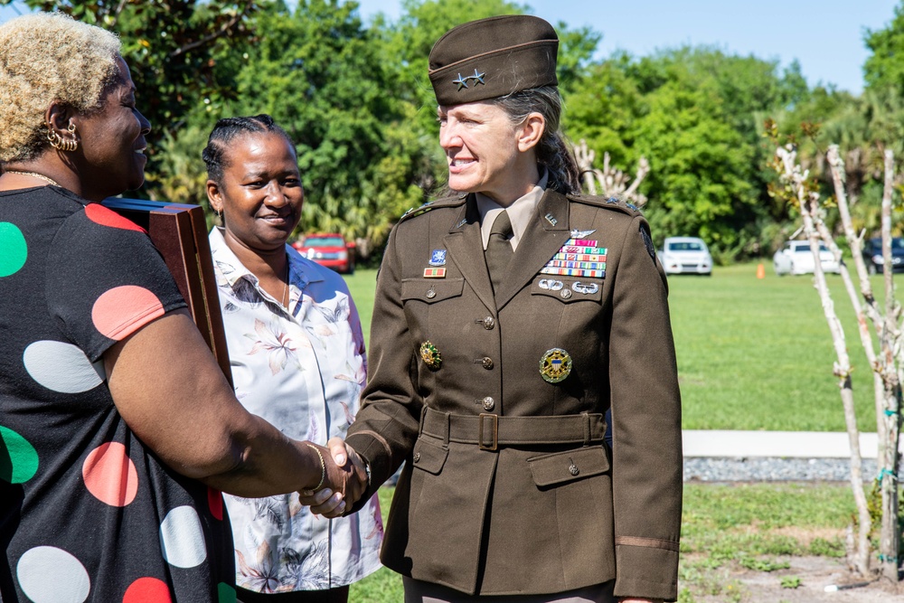 Sgt. 1st Class Alwyn C. Cashe U.S. Army Reserve Center rededicated to change plaque from the Silver Star to the Medal of Honor