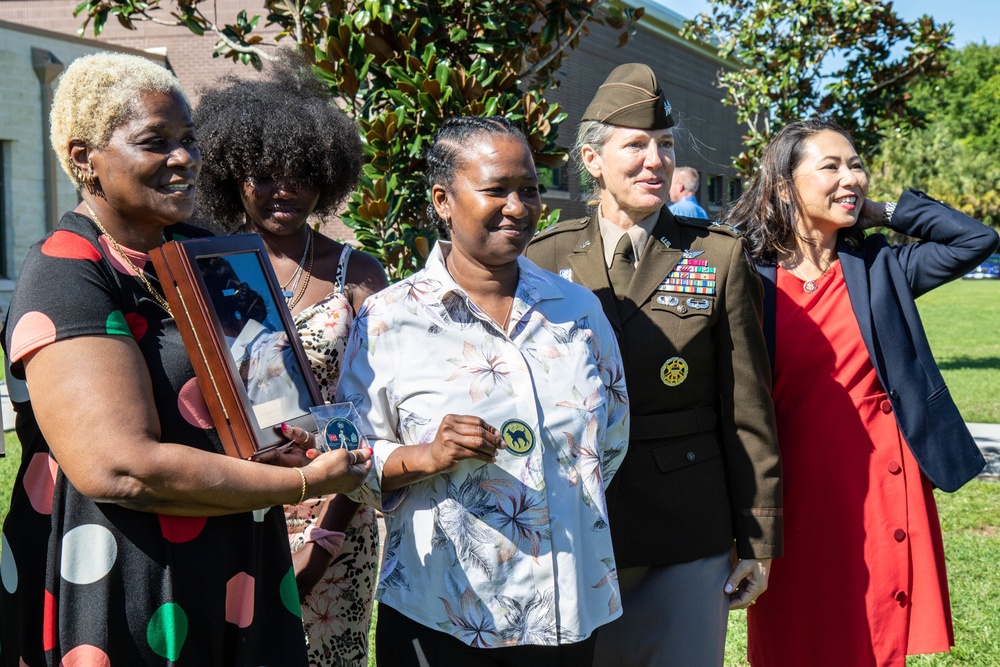 Sgt. 1st Class Alwyn C. Cashe U.S. Army Reserve Center rededicated to change plaque from the Silver Star to the Medal of Honor