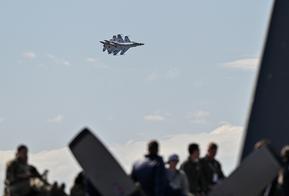 2022 WOC Airshow