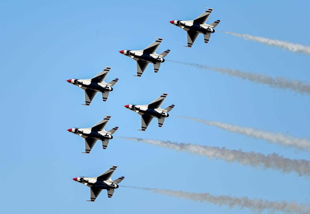 2022 WOC Airshow