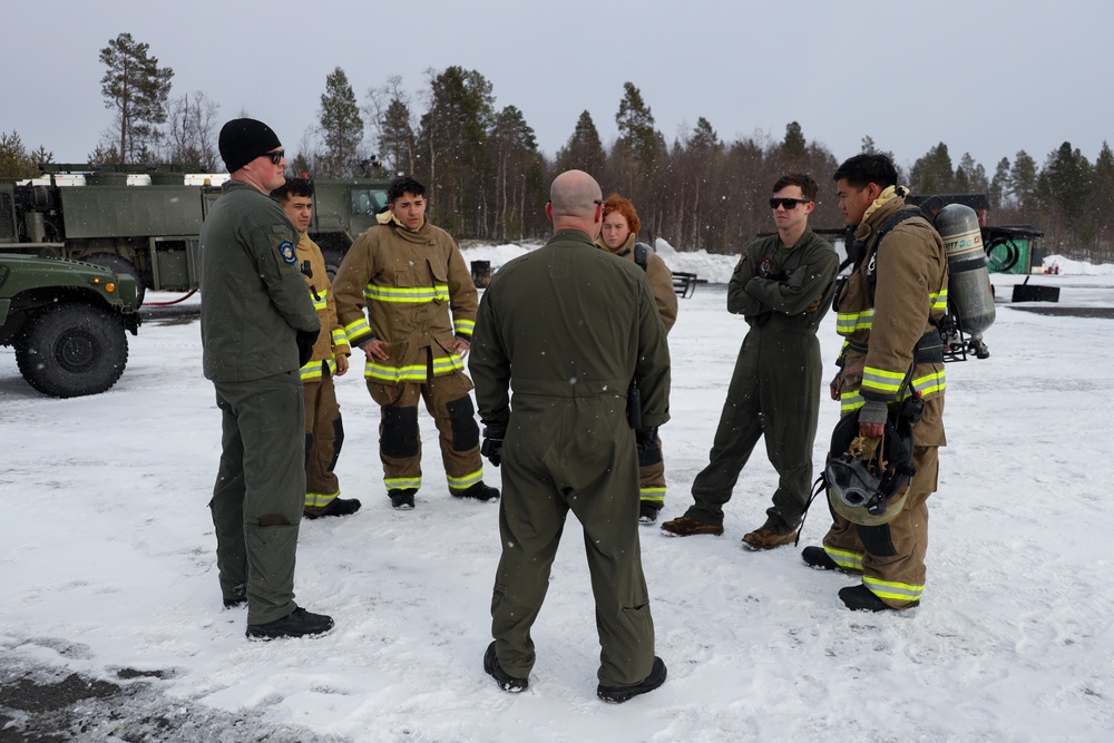 U.S. Marine Corps Firefighters train with Norwegian Firefighters