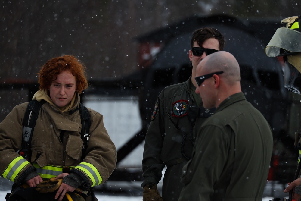 U.S. Marine Corps Firefighters train with Norwegian Firefighters