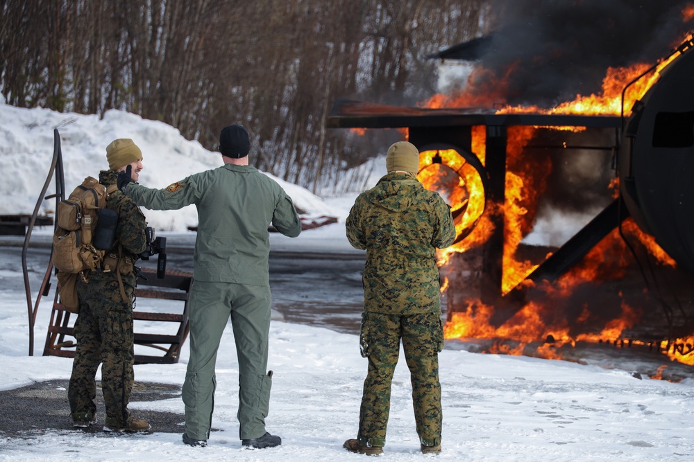 U.S. Marine Corps Firefighters train with Norwegian Firefighters