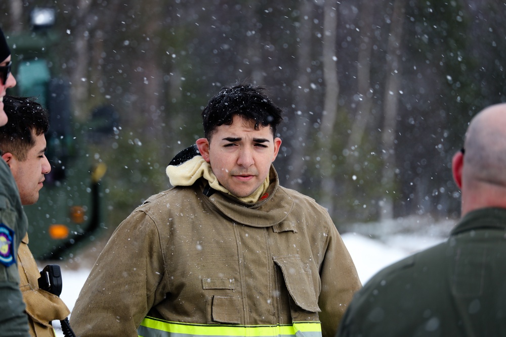 U.S. Marine Corps Firefighters train with Norwegian Firefighters