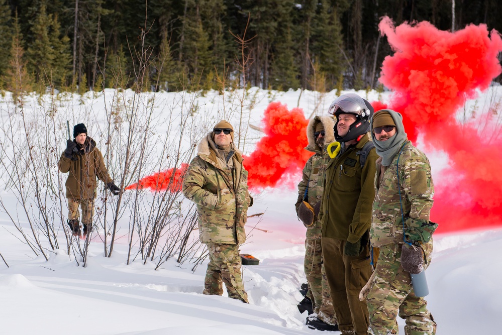 Eielson AFB Arctic Survival School completes final class of 2021-2022 season