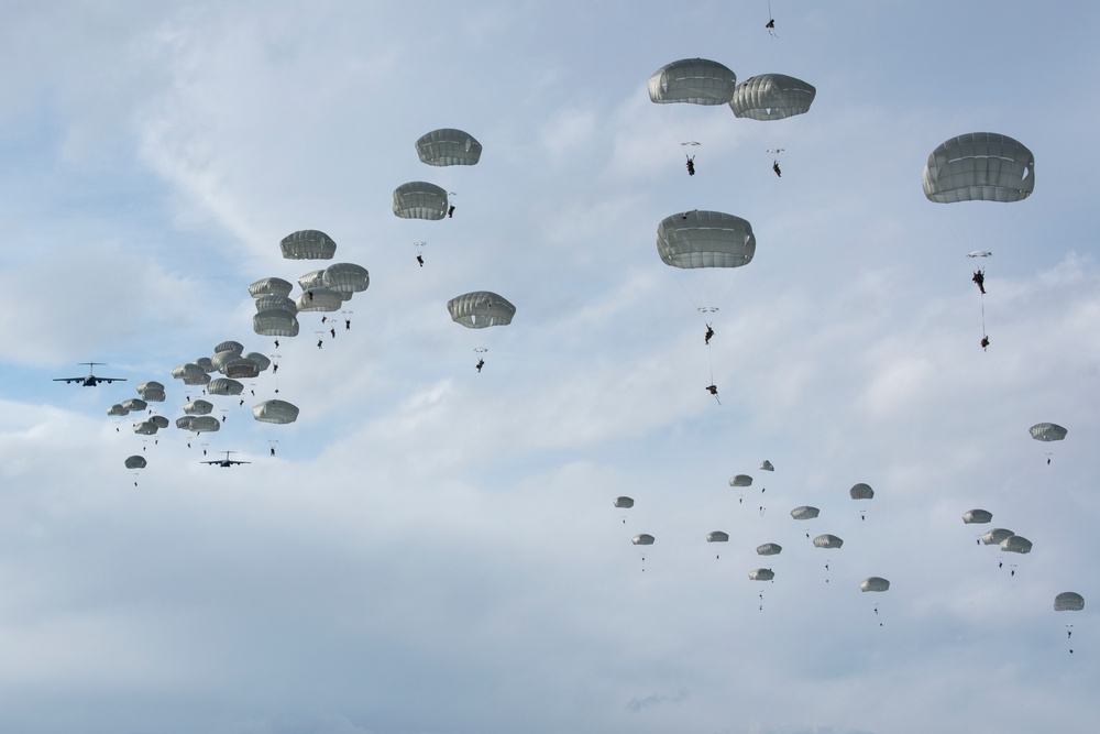 Air Force and Army conduct airborne operations at JBER