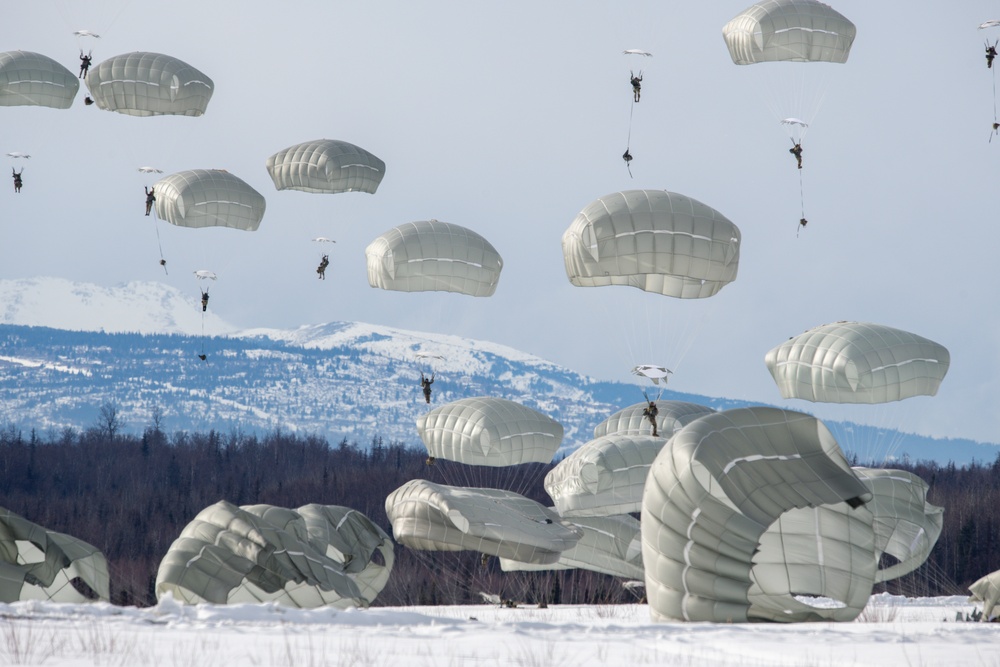 Air Force and Army conduct airborne operations at JBER