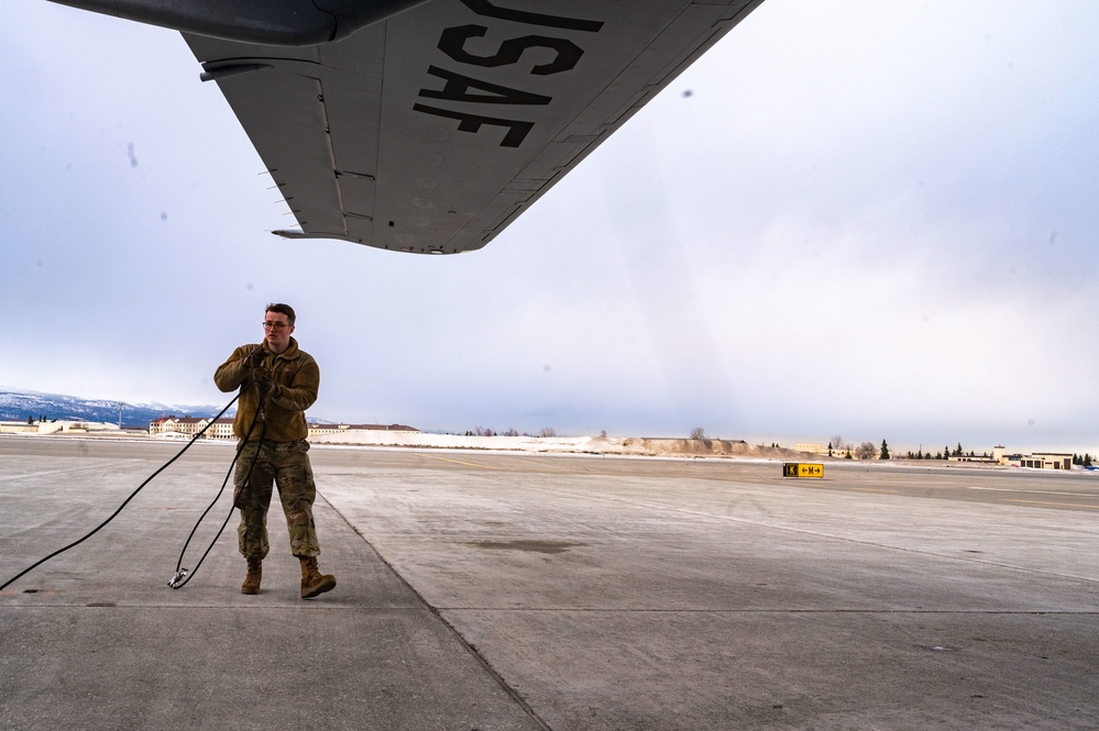 62nd Maintenance Squadron keeps jets moving