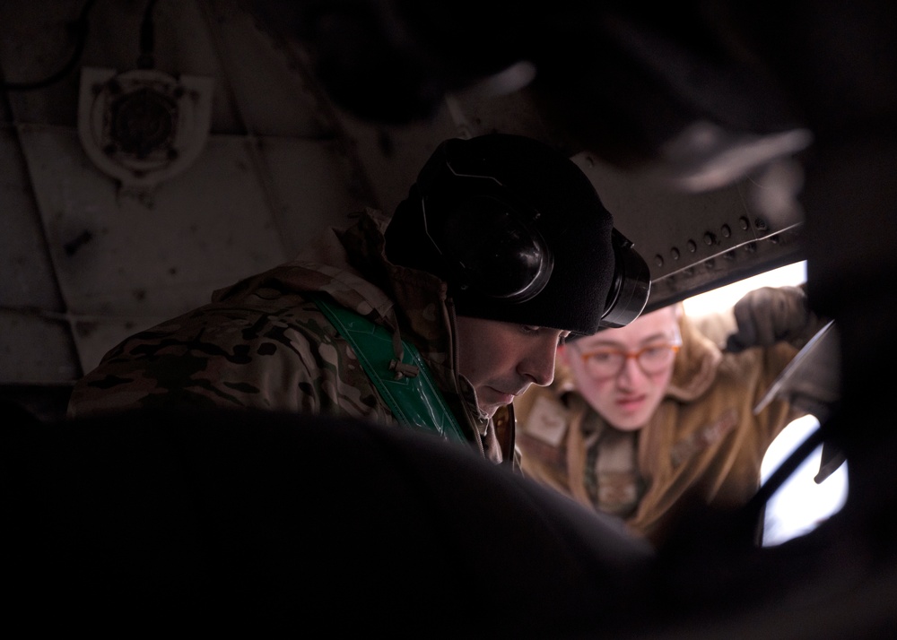 62nd Maintenance Squadron keeps jets moving