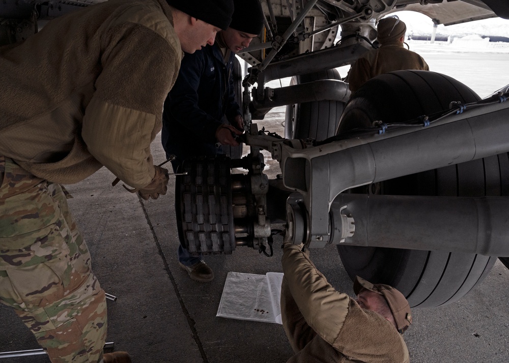 62nd Maintenance Squadron keeps jets moving