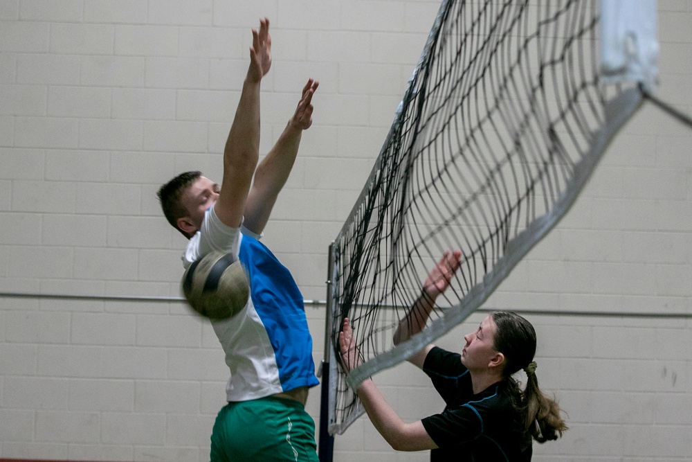 Norwegian Youth Soldiers compete in volleyball tournament