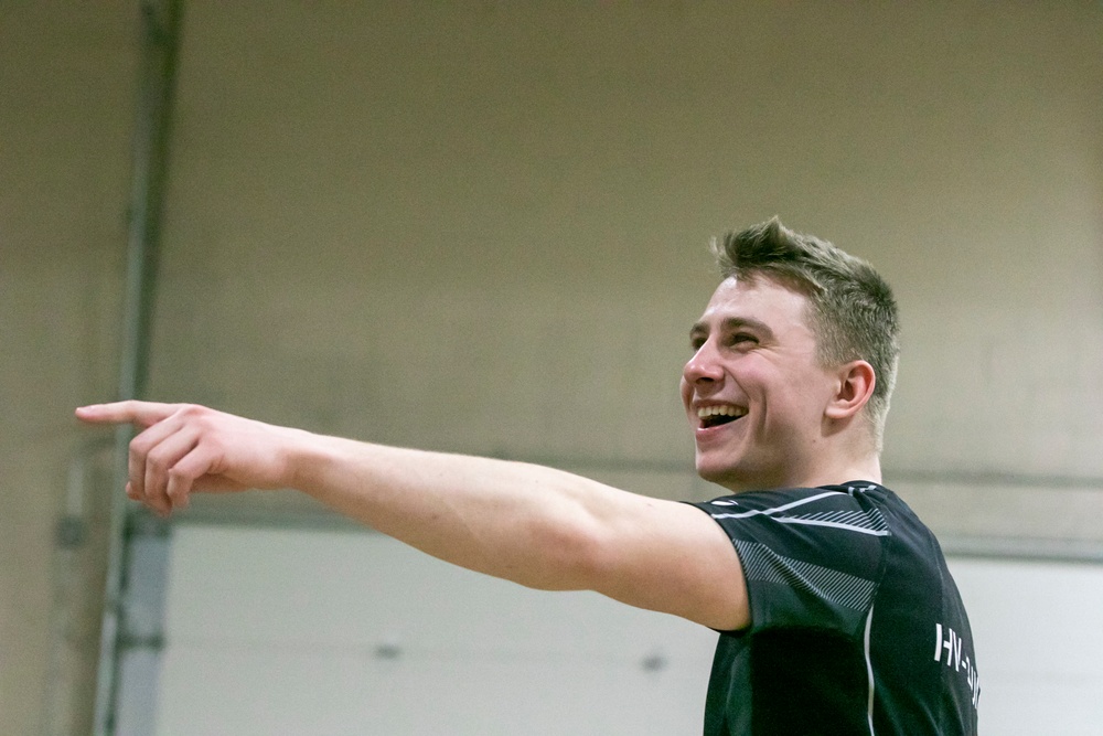 Norwegian Youth Soldiers compete in volleyball tournament