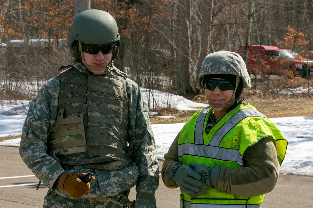 Norwegian Soldiers complete M17 pistol qualification