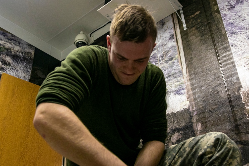 Norwegian Youth Soldiers train at the Medical Simulation Training Center