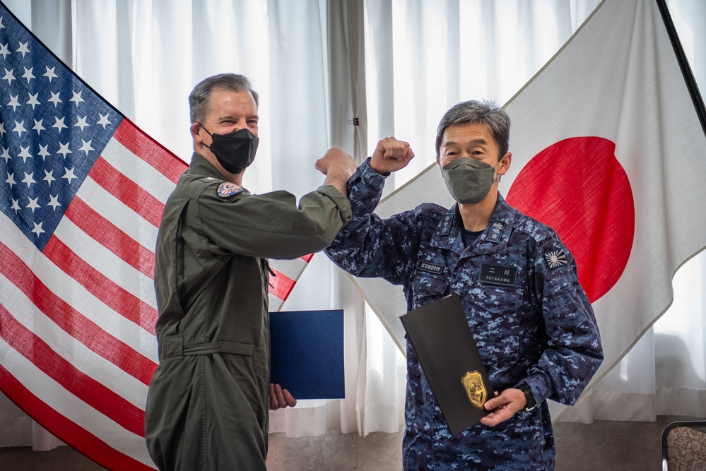 CTF 70 and JMSDF Fleet Air Force Strengthen Bilateral Coordination