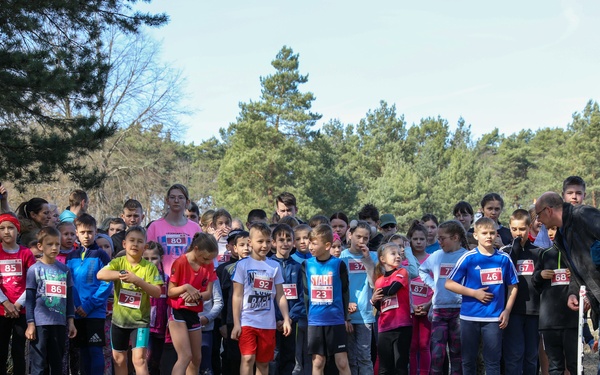 1ABCT, 1ID Soldiers participate in a memorial run of "The Great Escape"