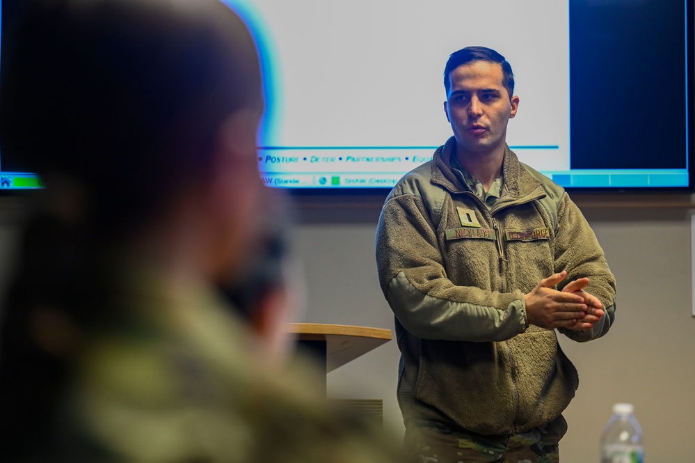 609th ACOMS hosts immersion tour with UofSC cadets