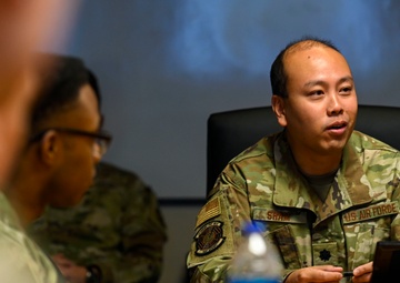 609th ACOMS hosts immersion tour with UofSC cadets