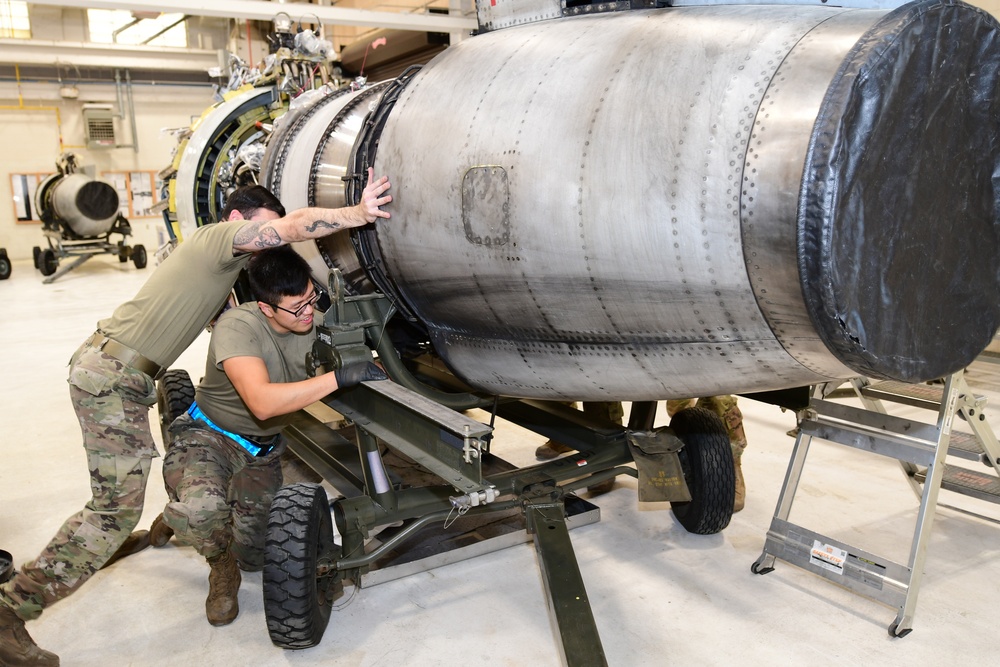 Photo of JSTARS Aerospace Propulsion Flight Airmen