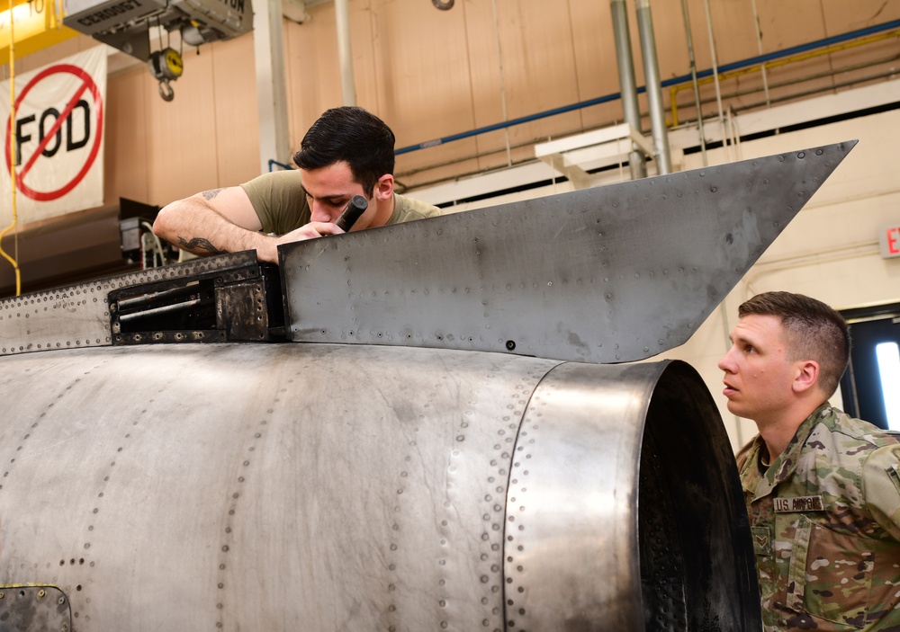 Photo of JSTARS Aerospace Propulsion Flight Airmen