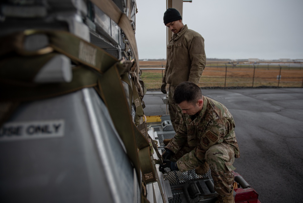 305th Aerial Port Squadron supports Ukraine