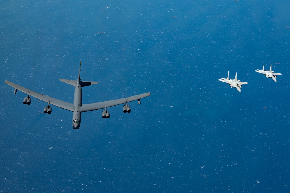 US B-52s bring region together through Middle East Presence